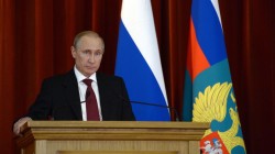 Путин обещал соразмерный ответ на размещение баз НАТО у границ России