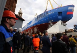 Супермощный атомный ледокол «Сибирь» спущен на воду