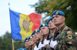 Додон запретил молдавским военным участвовать в учениях на Украине Додон запретил молдавским военным участвовать в учениях на Украине
