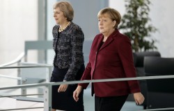 Меркель и Мэй поддержали ракетные удары США по Сирии