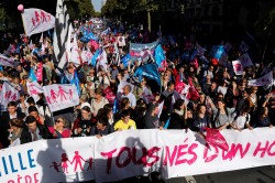 В Париже прошла многотысячная демонстрация против однополых браков