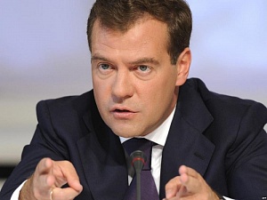 «Достали своим кудахтаньем»: Медведев обратился к «европейским начальникам»