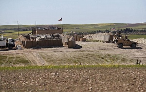 СМИ: Штаты строят две военные базы у нефтяных месторождений в Сирии