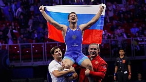 Российские борцы завоевали 10 золотых медалей на чемпионате мира Российские борцы завоевали 10 золотых медалей на чемпионате мира