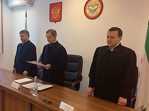 КС Ингушетии признал неконституционным договор о границе с Чечнёй КС Ингушетии признал неконституционным договор о границе с Чечнёй