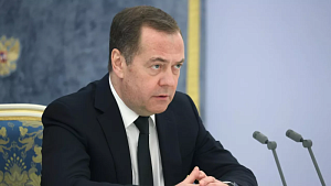 Медведев призвал отомстить Западу за новые санкции 