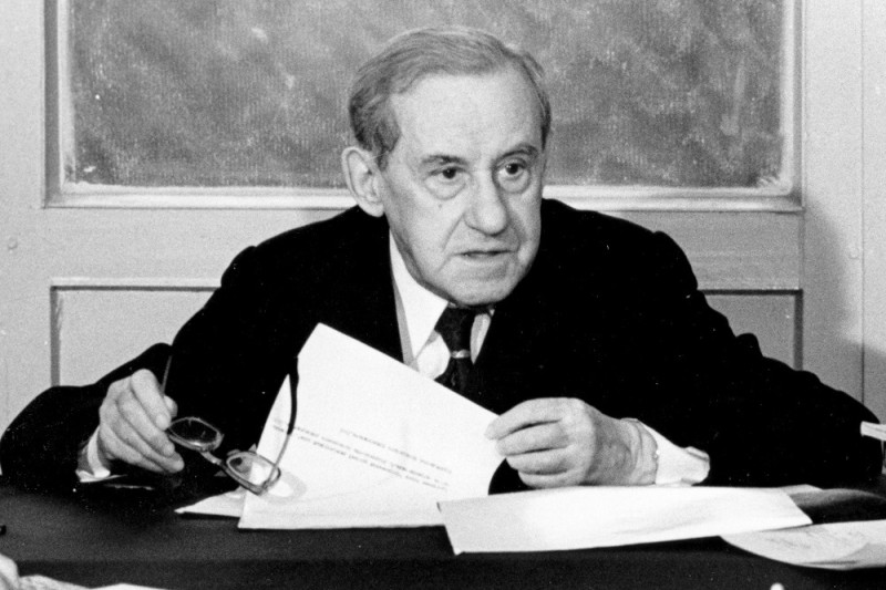 «Патологически грамотный» 