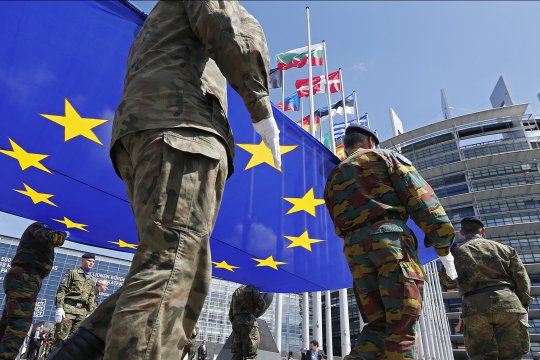Кто станет защищать Европу? Кто станет защищать Европу?